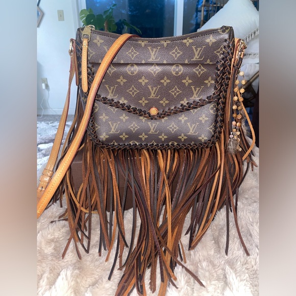 RARE Authentic Louis Vuitton Mabillon Crossbody Shoulder Bag with Fringe & Beads - Picture 9 of 16